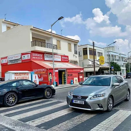 Διαμέρισμα Glabur - The Luxurious 3 Bdr - Cozy Newly Renovated, Nicosia *