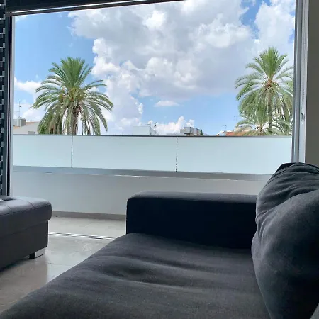 Apartmán Glabur - The Luxurious 3 Bdr - Cozy Newly Renovated, Nicosia